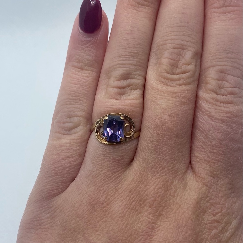 10k amethyst ring - Picture 12 of 12